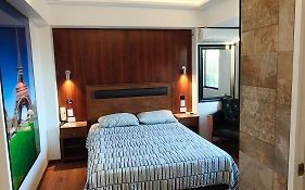 Hotel Y Motel Savoy - Santiago